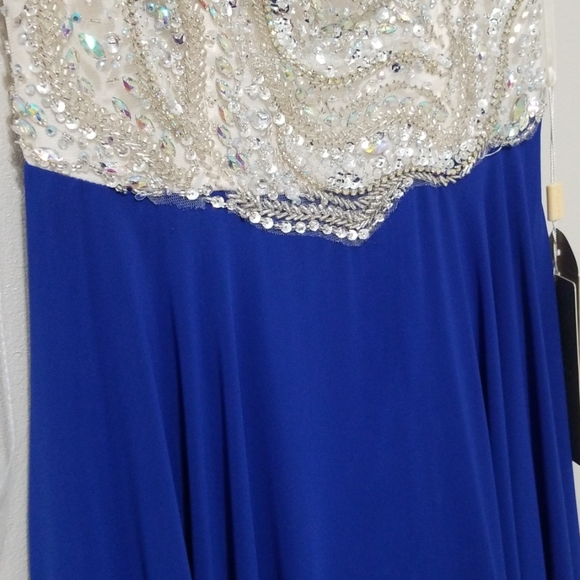 Royal blue beaded evening gown - Picture 3 of 7